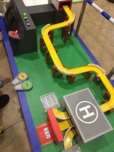 トミカエンジンスタート