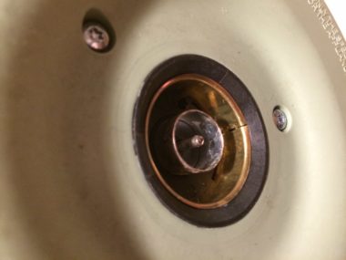 電気ケトルの端子