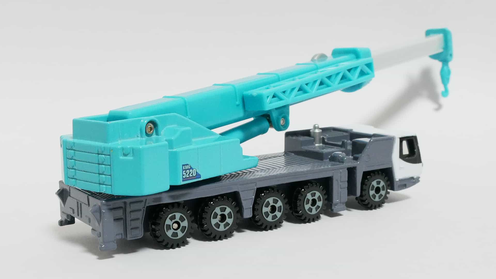 ロングタイプトミカNo.133-1コベルコオールテレーンクレーンKMG5220-後