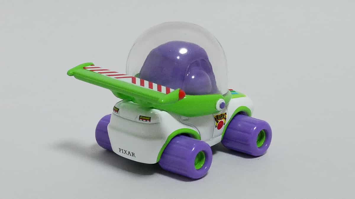 カーズトミカC-32バズライトイヤー_後