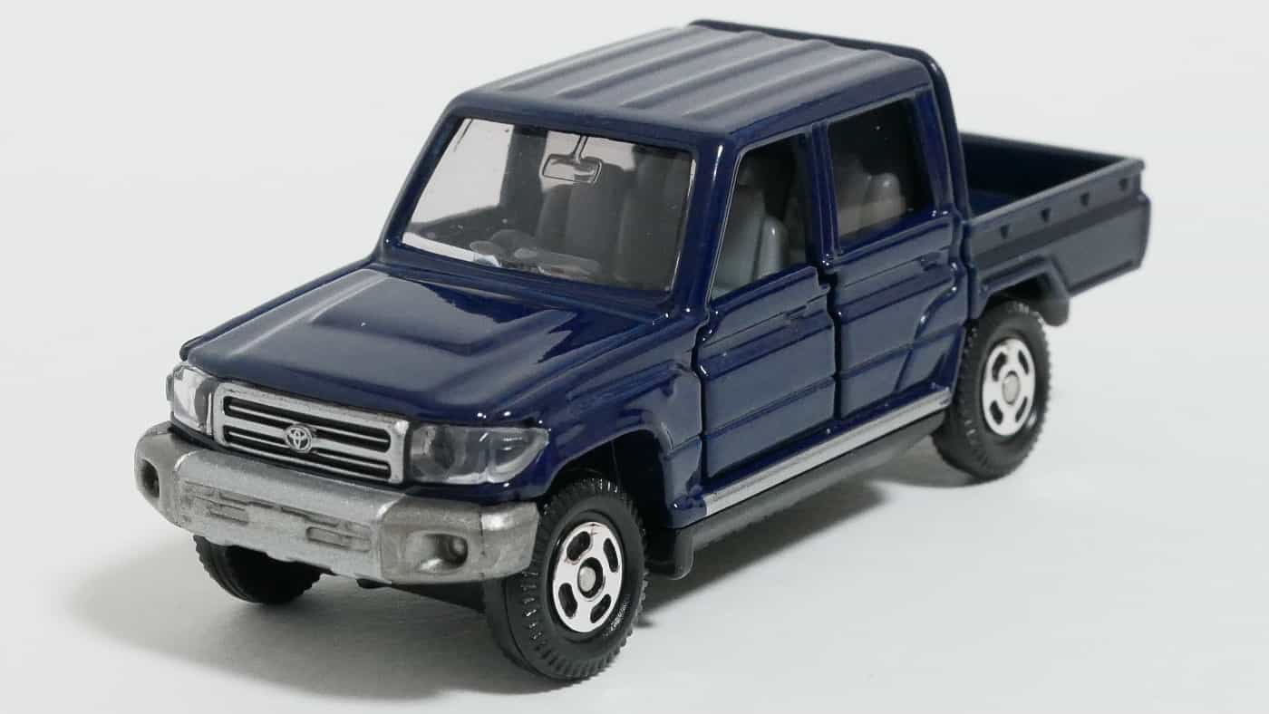 トミカNo.103-6トヨタランドクルーザー-前
