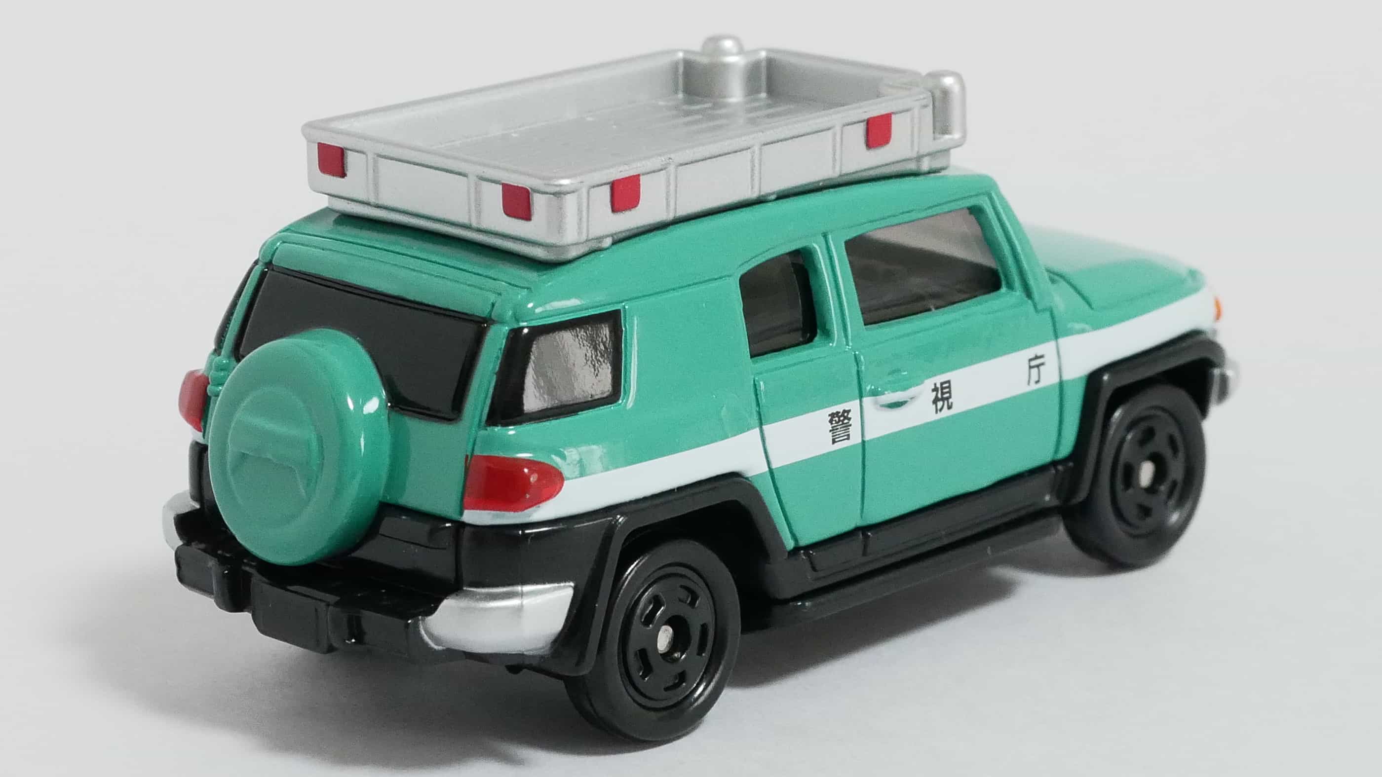 トミカNo.31-8トヨタFJクルーザーパトロールカー後