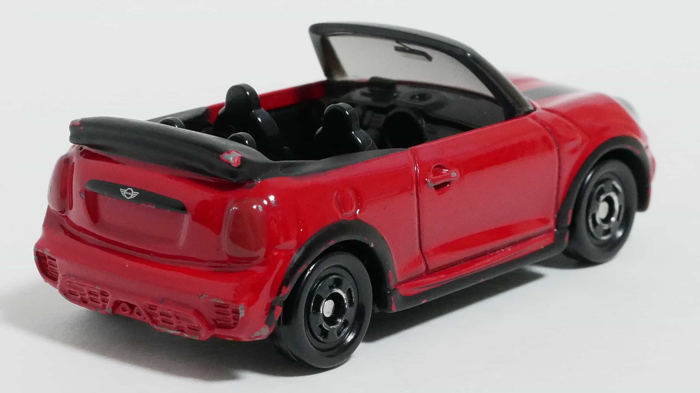 トミカNo.37-8ミニジョン・クーパー・ワークス-後