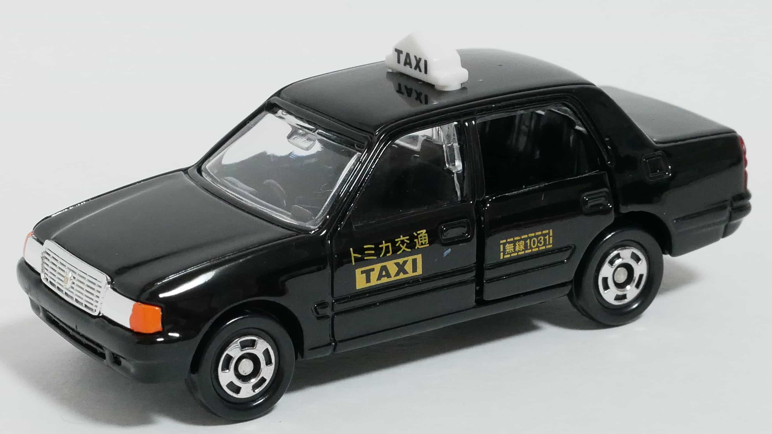 トミカNo.51-6トヨタクラウンコンフォートタクシー-前