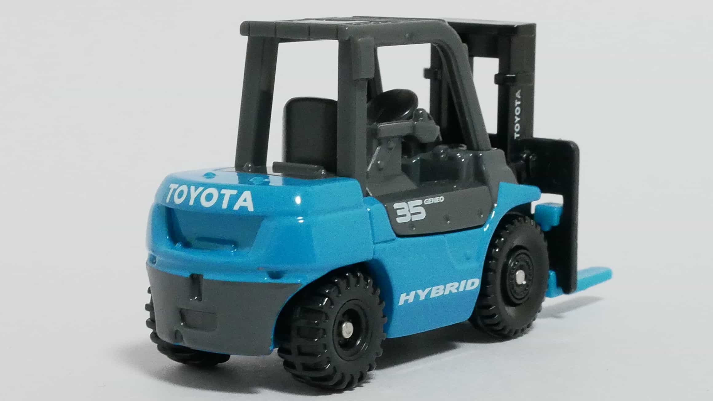 トミカNo.70-4トヨタジェネオハイブリッド-後