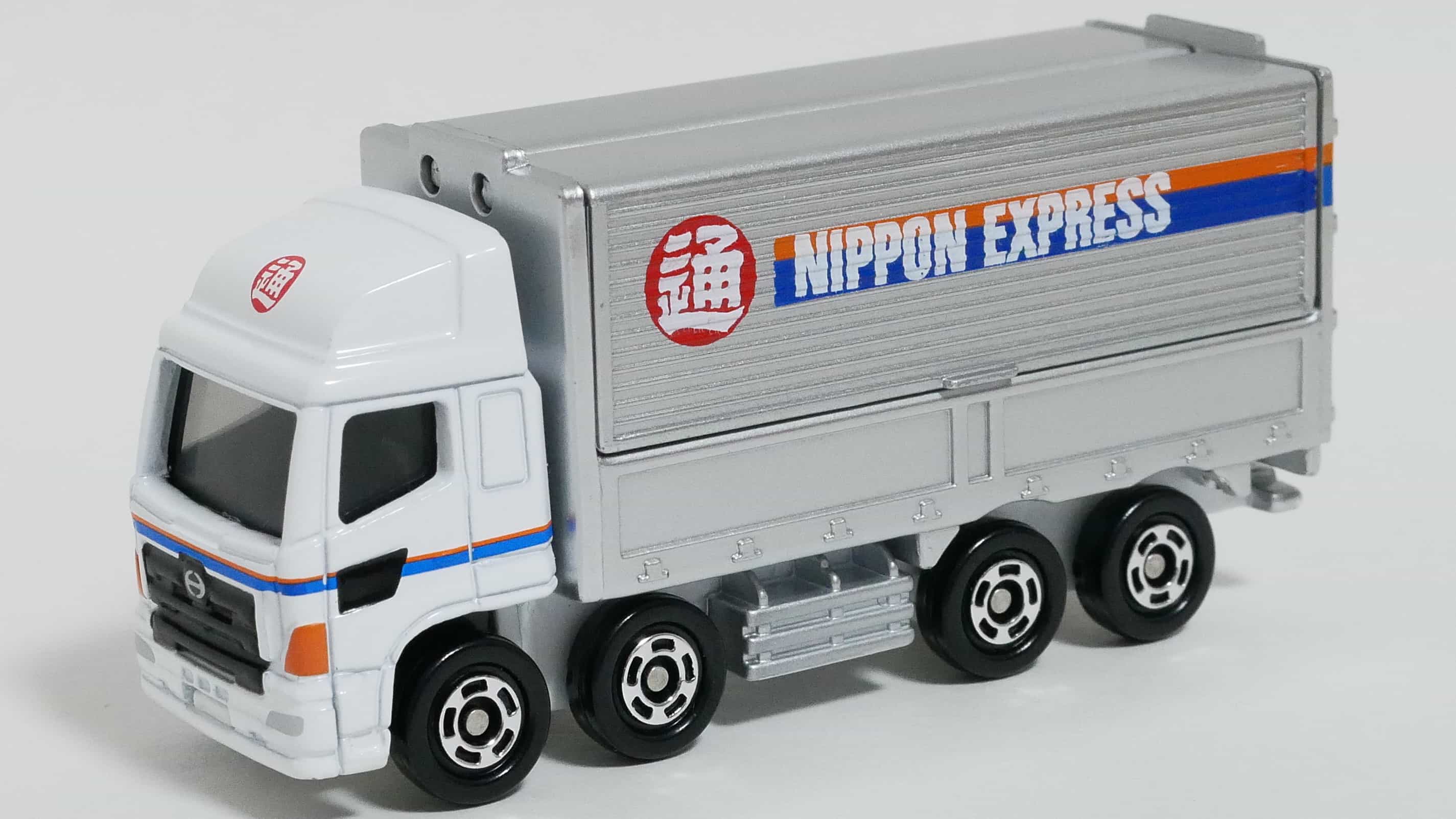 トミカNo.77-7 日野プロフィア日本通運トラック-前