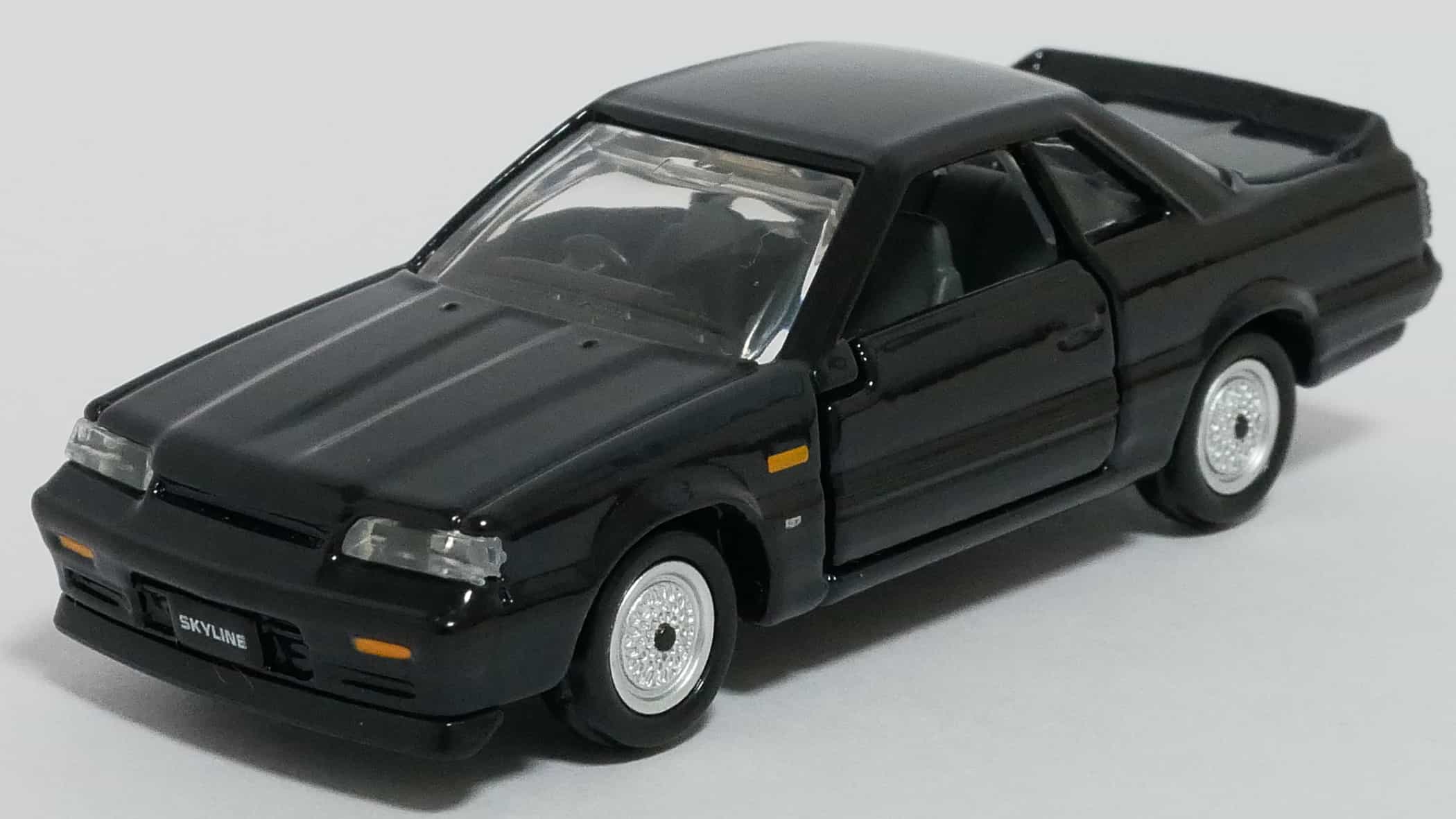 トミカプレミアム04-3日産スカイラインGTS-R_前