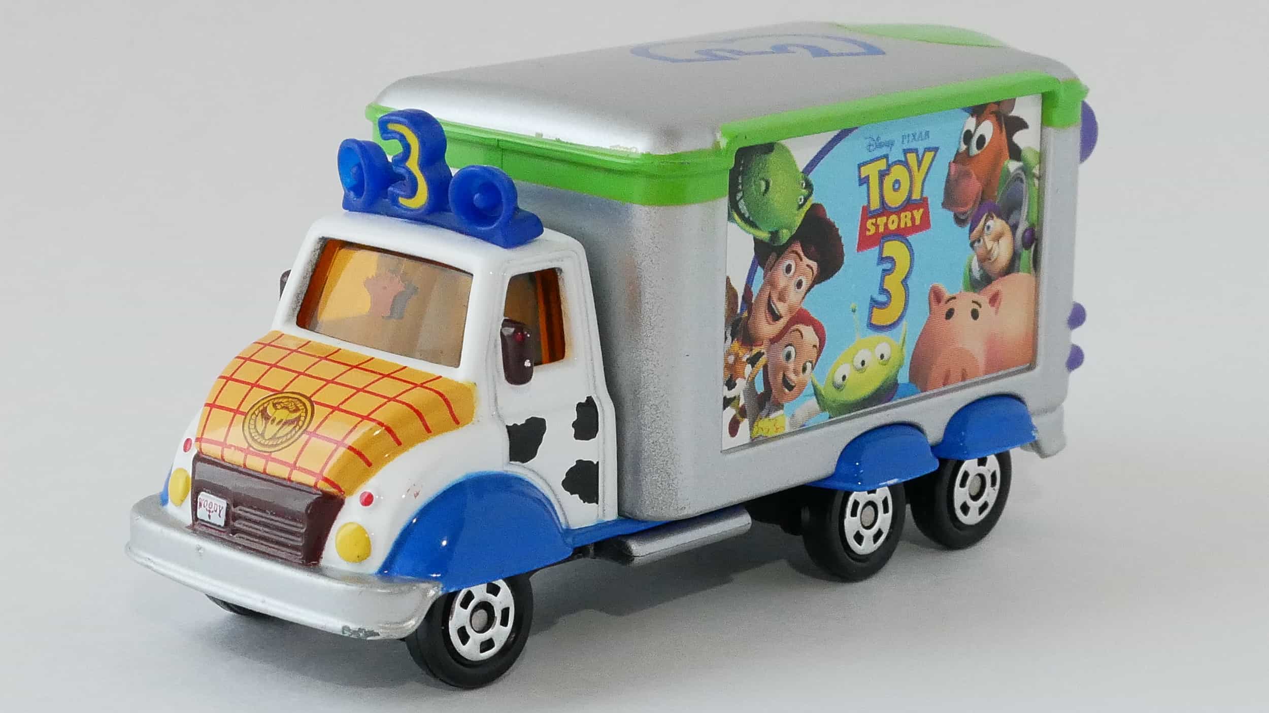 ディズニーピクサーモータース_ジョリーフロート_トイストーリー3-前