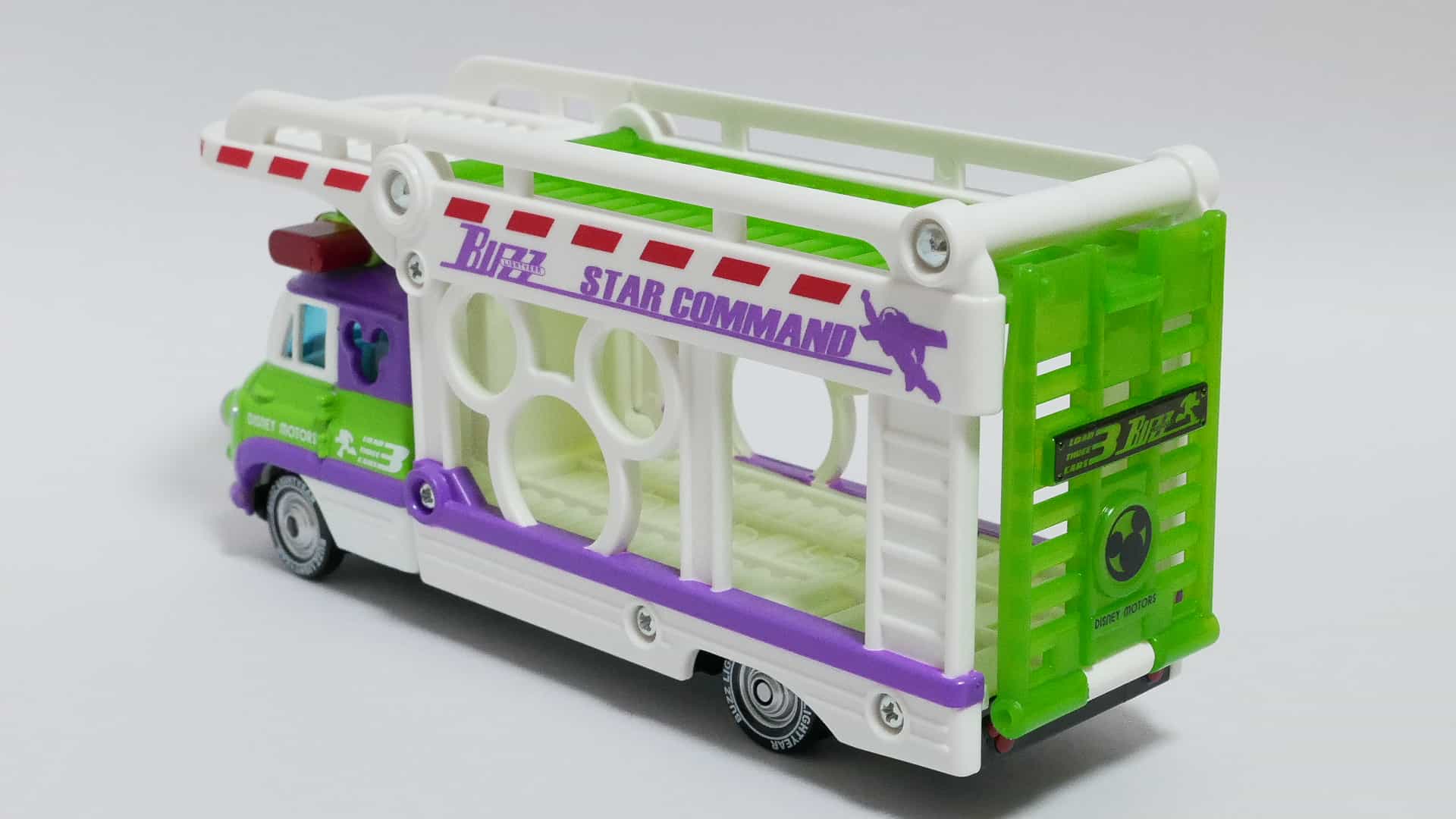 トイストーリー4トミカ_パルズトランポバズライトイヤー_後