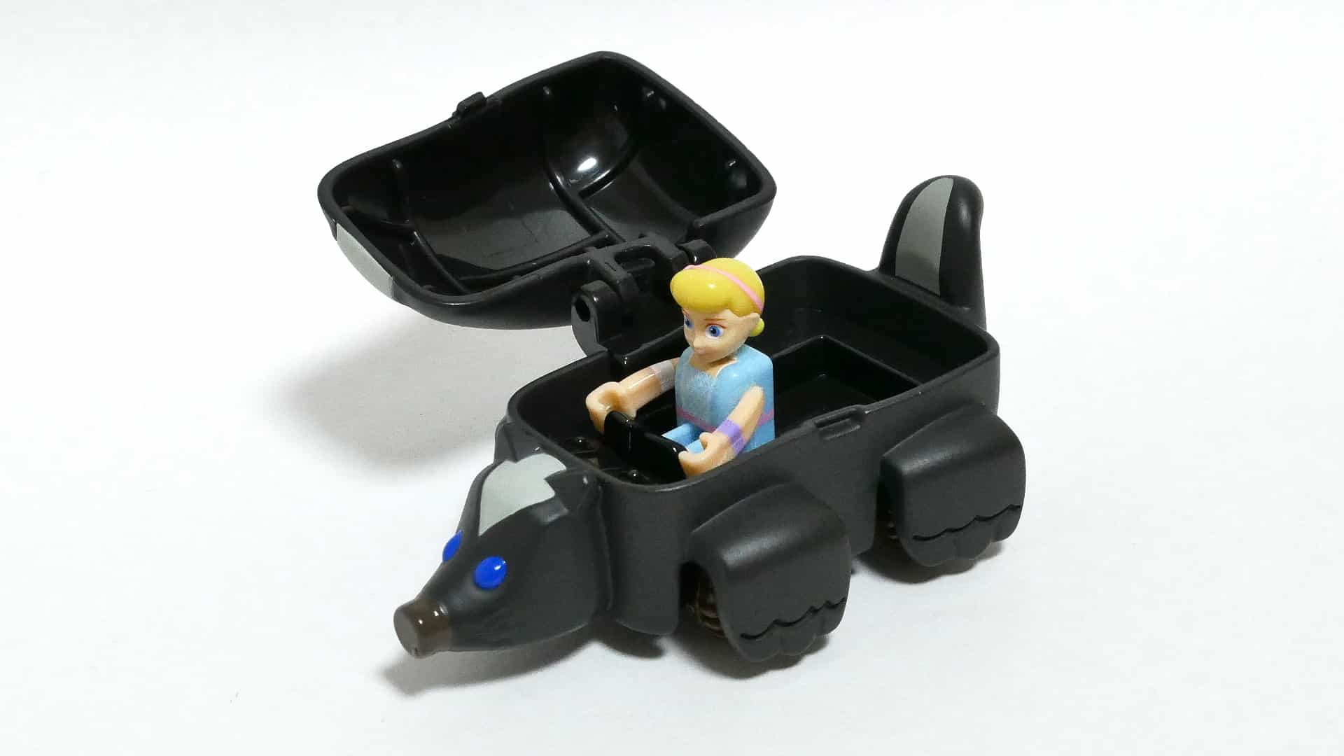 トイストーリードリームトミカライドオンTS-02_ボーピープ&スカンクカー_乗車