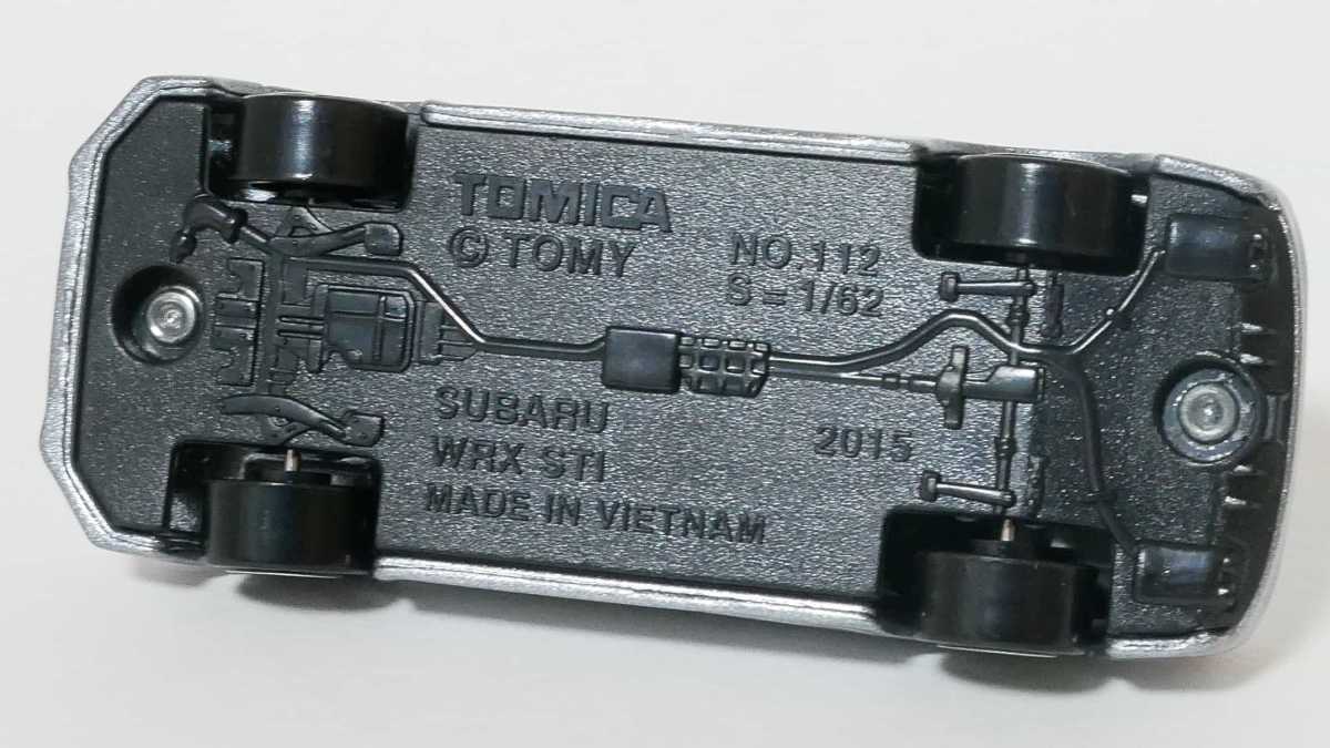 トミカ2-6スバルWRXS4覆面パトロールカー_裏