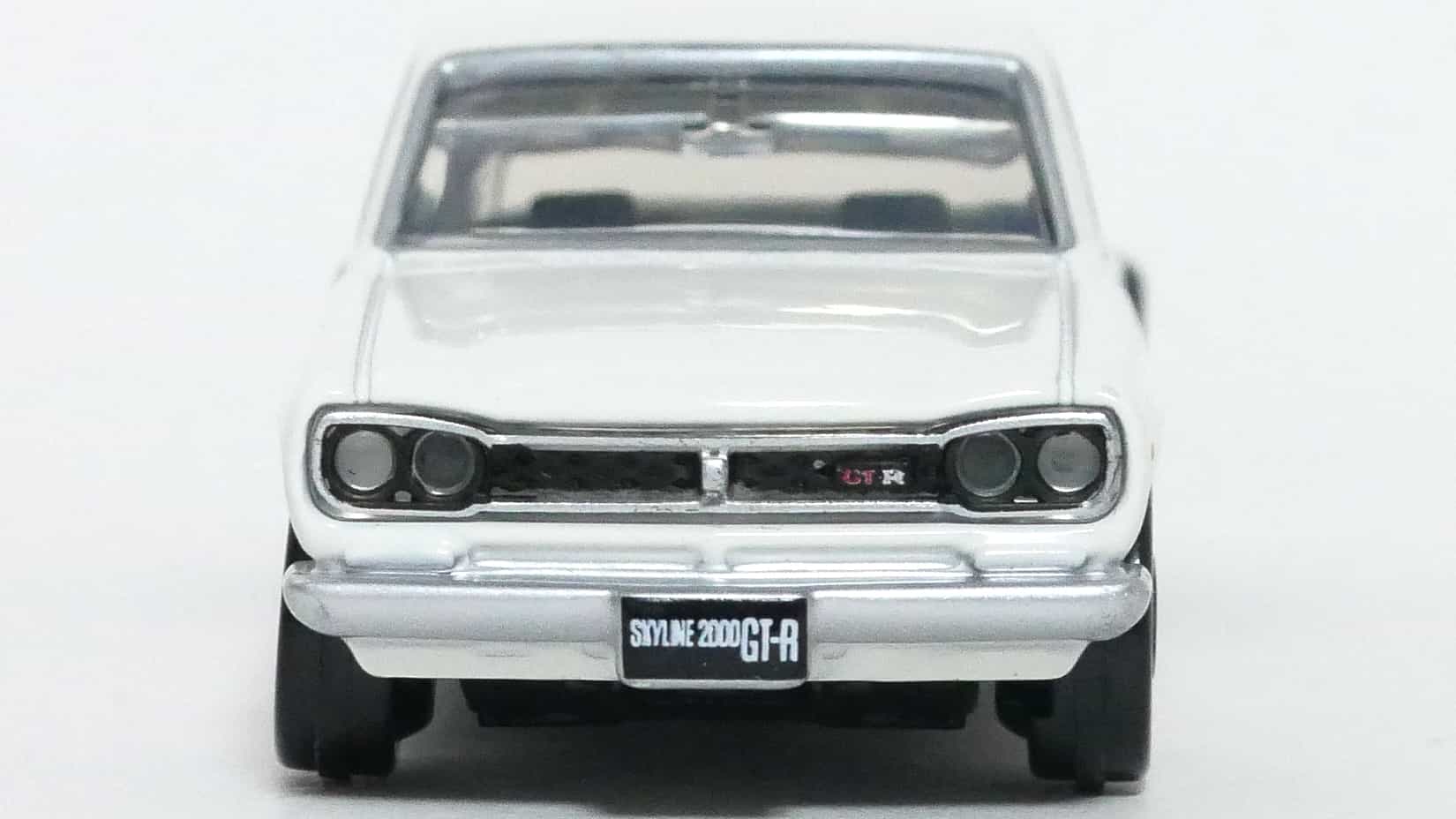 トミカプレミアム34-1_日産スカイラインGT-R(KPGC10)発売記念仕様_正面