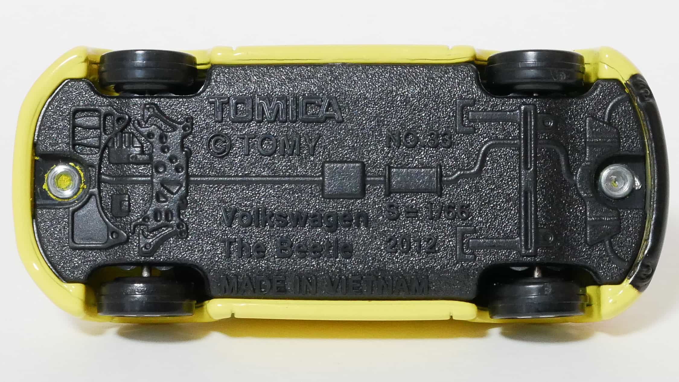 トミカ33-9フォルクスワーゲン ザ・ビートル_底