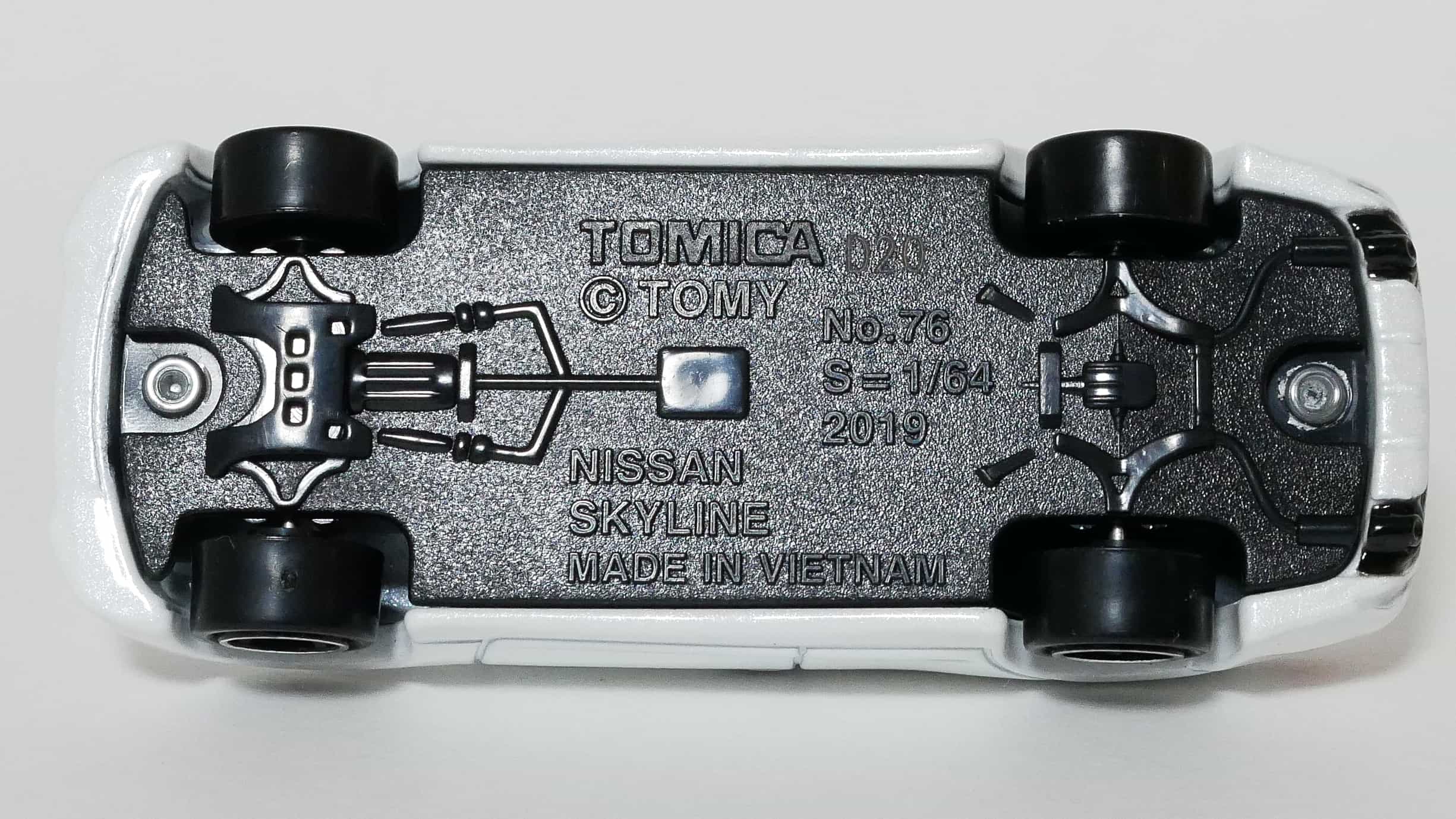 トミカ76-8日産スカイライン初回特別仕様_裏