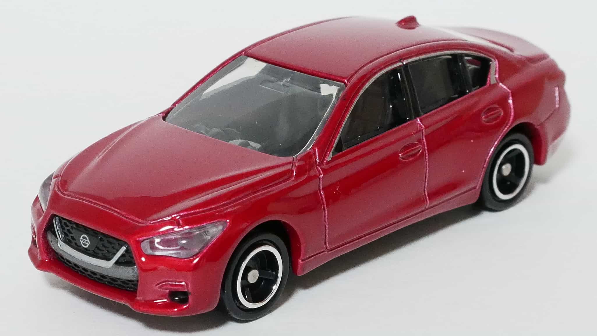 トミカ76-8日産スカイライン（通常）_前