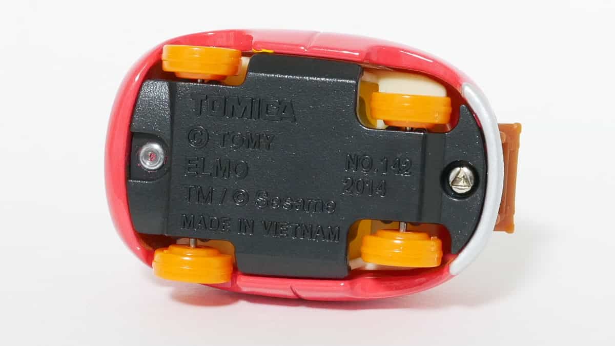 ドリームトミカ142-2エルモ_底