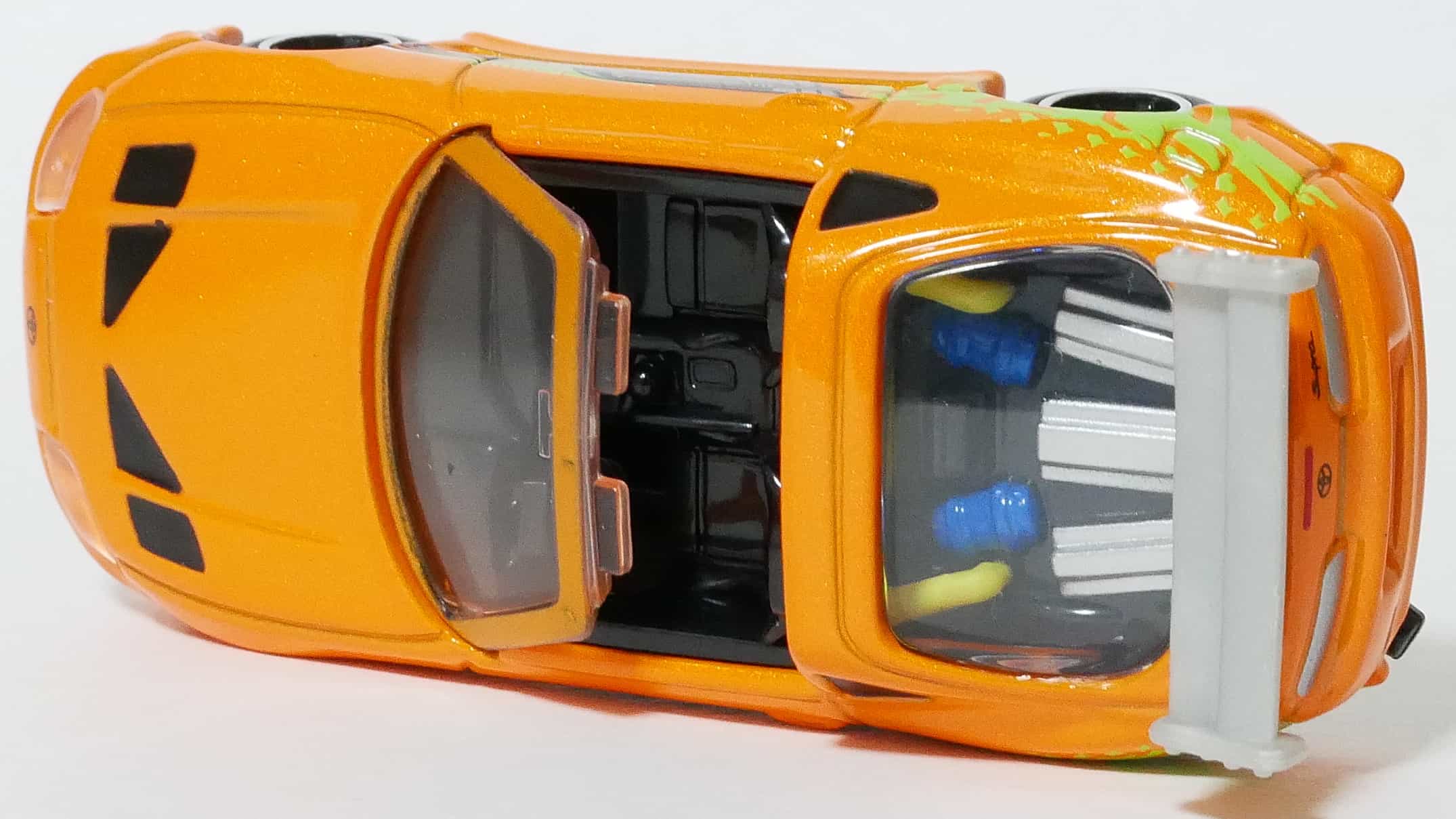 ドリームトミカ148-6_ワイルドスピード/スープラ_上