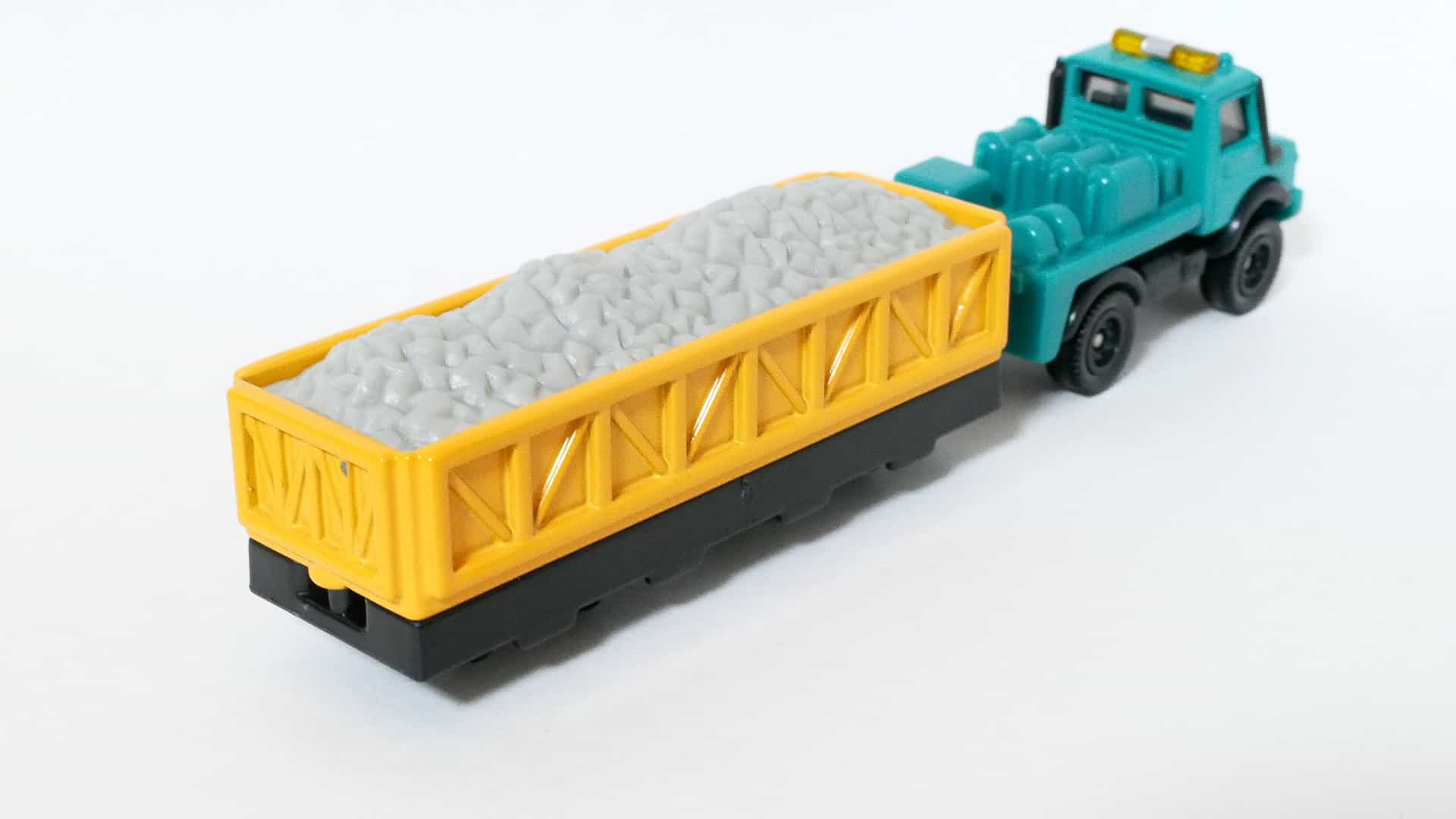 ロングトミカ128-2 ウニモグ軌陸車_後