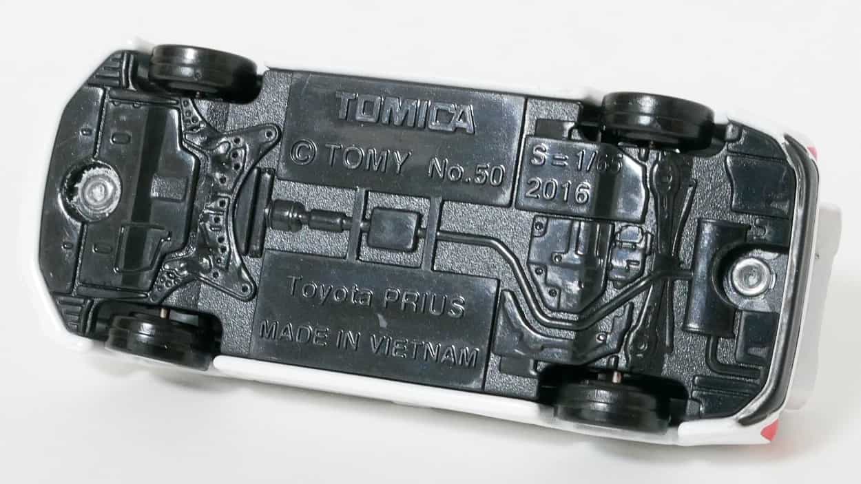 トミカ50-11トヨタ プリウス_底