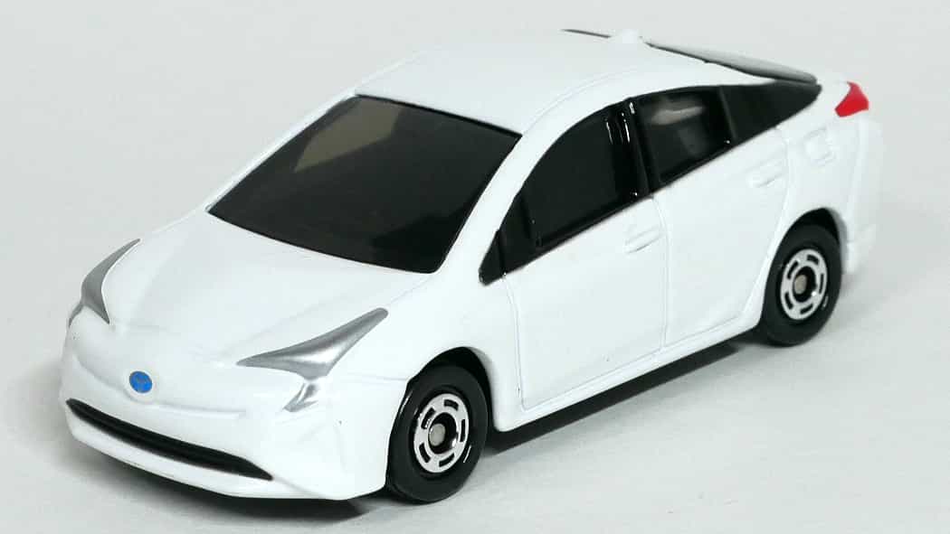 トミカ50-11トヨタ プリウス_前