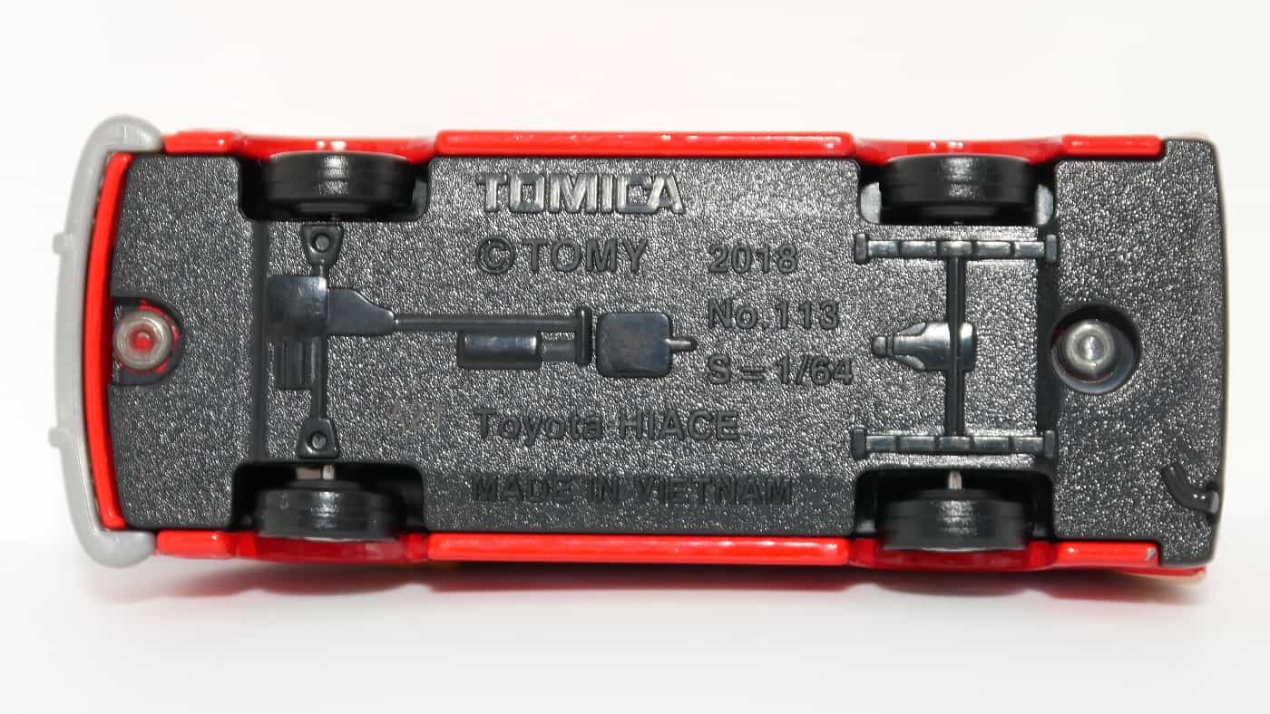 トミカ58-10グリコワゴン_シャーシ