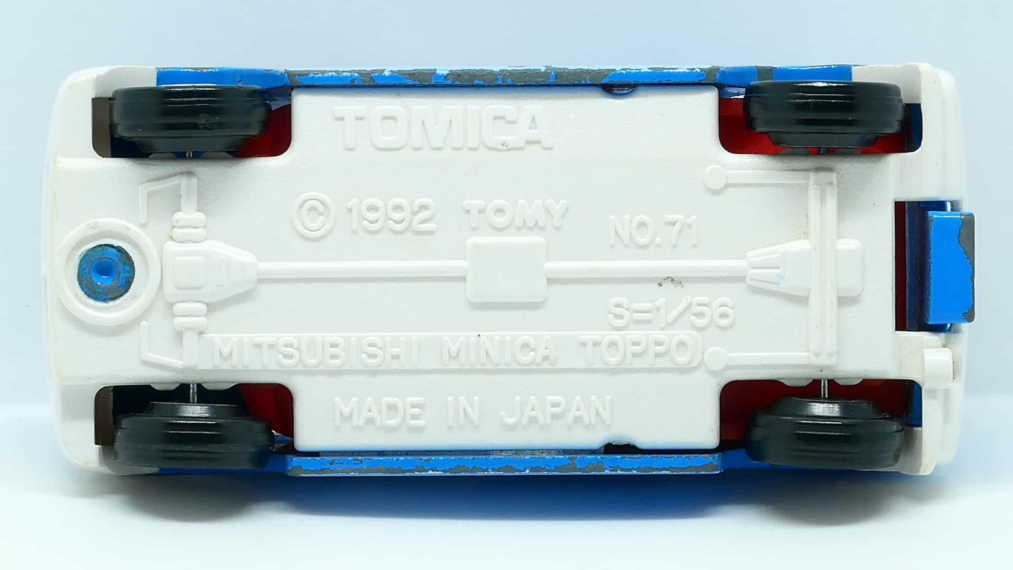 トミカ71-5 三菱ミニカトッポ_シャーシ