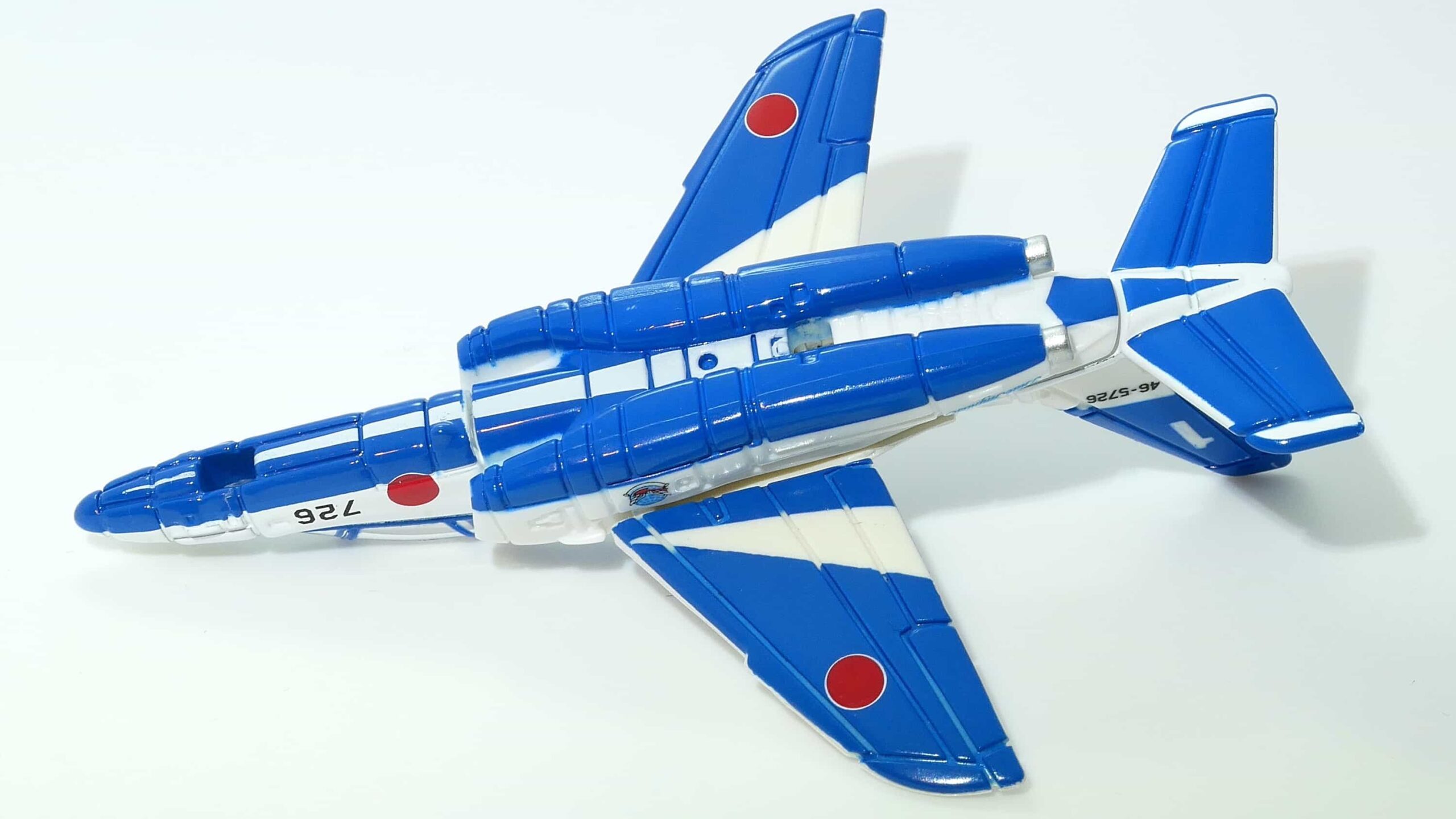 トミカプレミアム22-1航空自衛隊T-4ブルーインパルス_裏