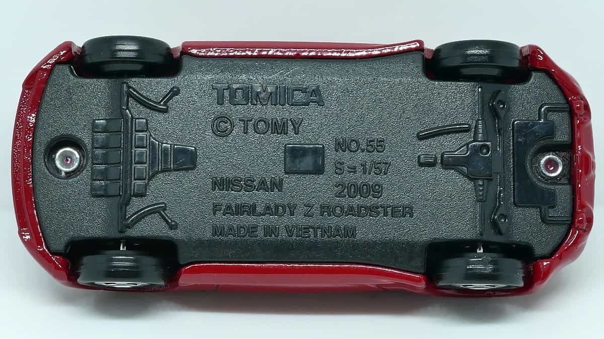 トミカ55-9日産フェアレディZロードスター_シャーシ