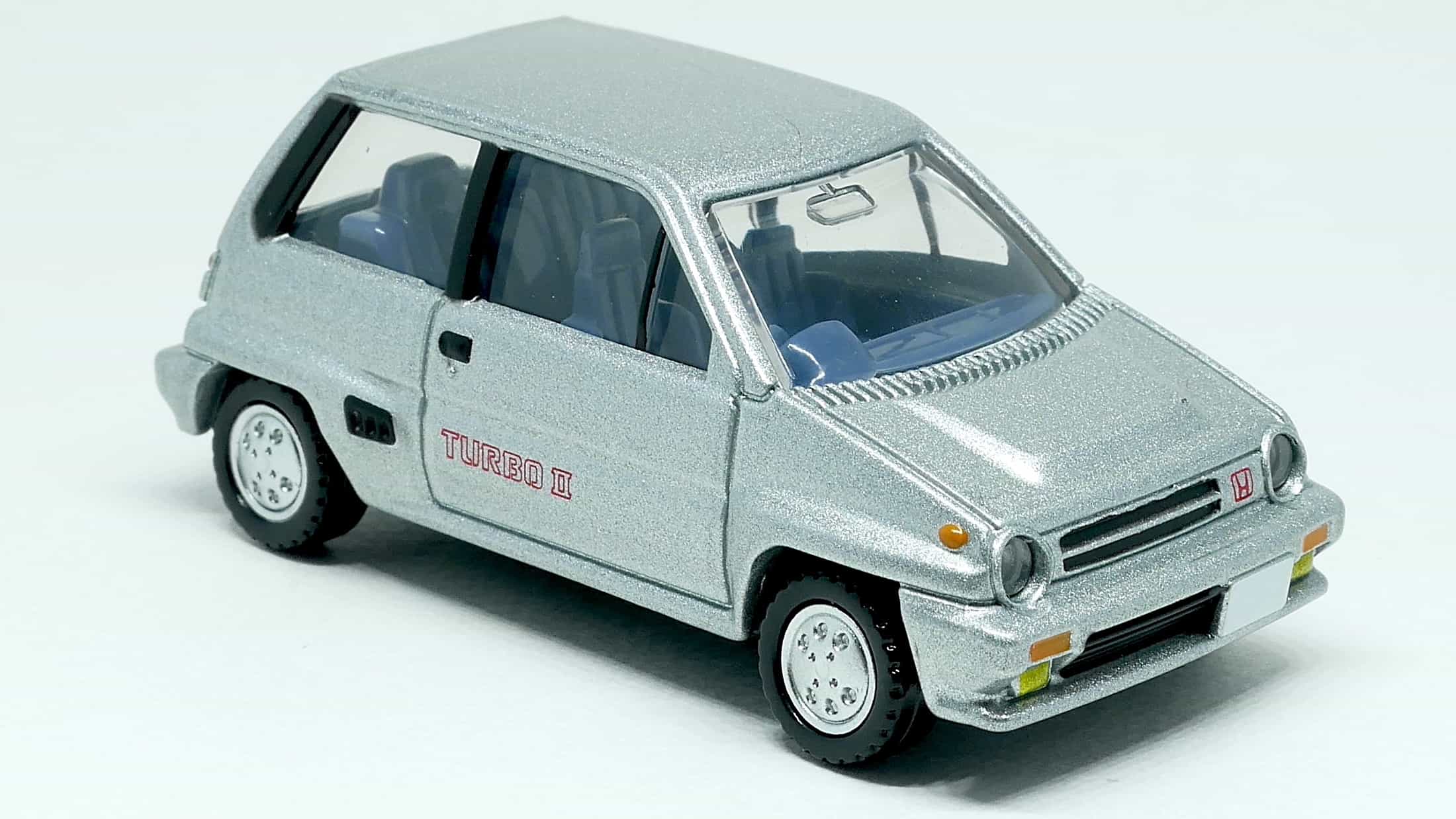トミカプレミアム35-2_ホンダシティターボ2_写真右前