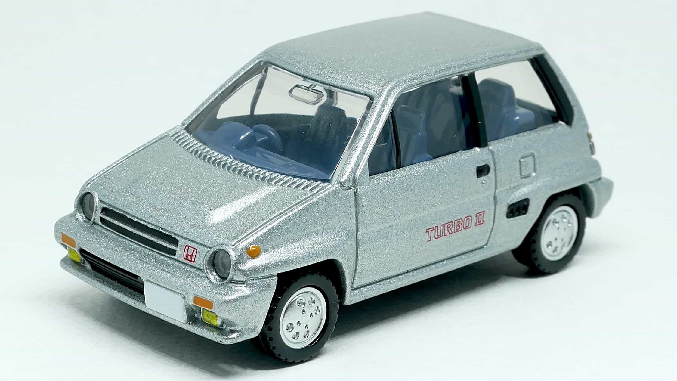 トミカプレミアム35-2_ホンダシティターボ2_写真左前